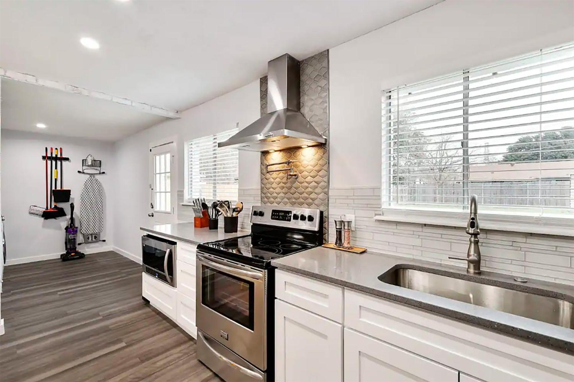 Upscale 3Br 2Ba Cozy Holiday Home With Pool & Grill North Richland Hills Eksteriør bilde